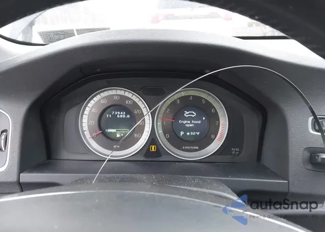 2013 Volvo S60 T5 z USA, uszkodzony, nr VIN YV1612FS3D1219105